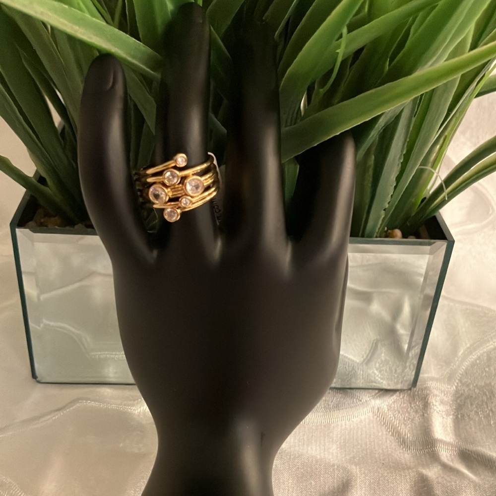 Luxe, Zirconia Gold Ring Set with Crystals unique design